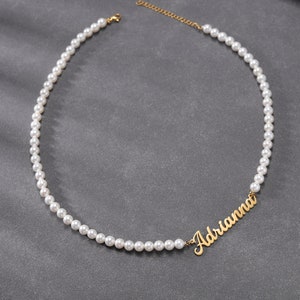 Collar de perlas personalizado con nombre lateral, collares personalizados con nombre de perlas para mujeres, regalo de novia de mamá a hija en el regalo del día de la boda