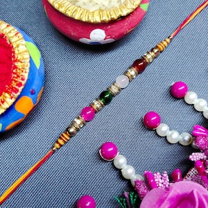 Rakhi na Raksha Bandhan ręcznie robiona, regulowana bransoletka z konopi, bransoletka do jogi, biżuteria do jogi, bransoletka do medytacji, oświecenie