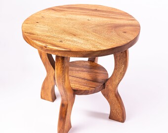 Kindertafel van massief hout voor de kinderzitgroep passend bij ons kinderstoelen- en kinderkrukassortiment