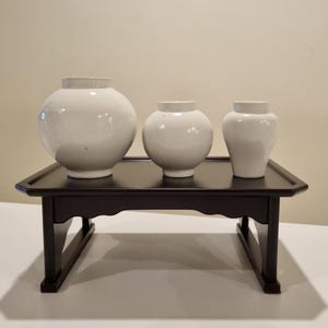 Traditioneller Ottchil Soban aus Beton, handgefertigter Naturlack-Kaffee-Teetisch Moderner Zen-Beistelltisch