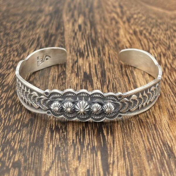 Native American Navajo Handmade Sterling Silver Old Look Design Cuff Bracelet
