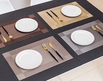 Juego de 4 manteles individuales de PVC resistentes al calor para la mesa del comedor.
