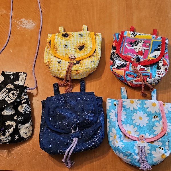 HANDMADE - Attachable Pouches