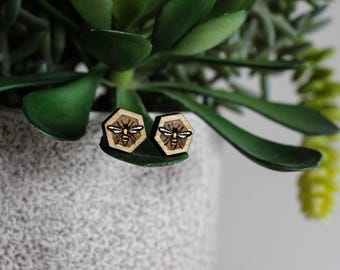 Pendientes de abeja / Joyería de madera pintada a mano / Regalo de naturaleza para amantes de las abejas