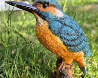 Adorno de jardín realista de martín pescador / Escultura de pájaro de resina vívida