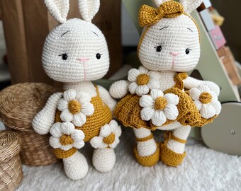 Jouet amigurumi, lapin mignon, cadeau de baby shower, poupée lapin au crochet avec fleurs, cadeau de naissance, lapin câlin doux