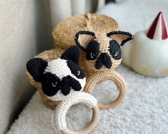 Hochet au crochet, Hochet bouledogue mignon, jouet bouledogue français, cadeau de baby shower, cadeau de baptême, cadeau de naissance, cadeau de nouvelle maman, hochet pour chien