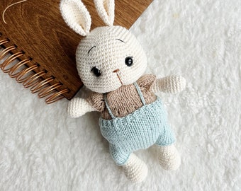 Jouet au crochet, lièvre mignon, cadeau baby shower, cadeau de baptême, lapin, cadeau de naissance, cadeau nouvelle maman, cadeau naissance, lièvre tout doux