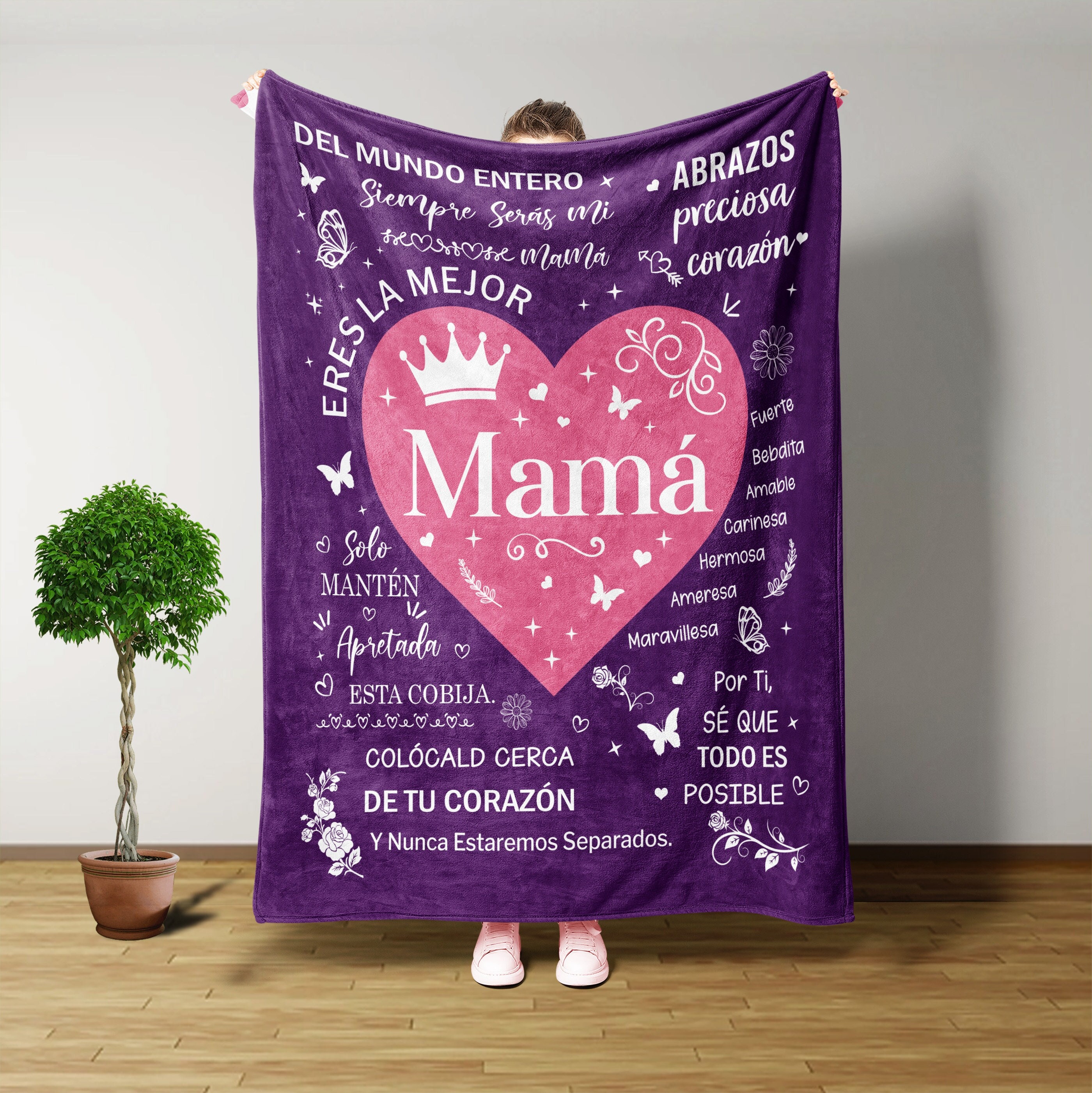 Personalized Mama Bear Blanket with Cubs Names - 3 Size Options/Up to 6  Children - Gifts for Mom, Custom Mom Blanket