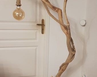 Lampadaire bois naturel pour l'intérieur sur mesure