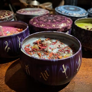 Candela di soia fatta a mano con incantesimi/Zodiaco/Erbe/Cristalli/Magia/Incantesimi/Atmosfera