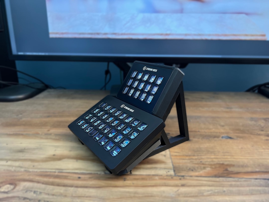 【美品】STREAM DECK XL Stream Deck XL | Expanded 32-Key Control Pad | Elgato