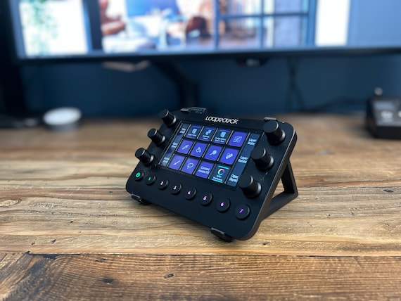 Loupedeck Live / Razer Stream 45 Degree Stand 