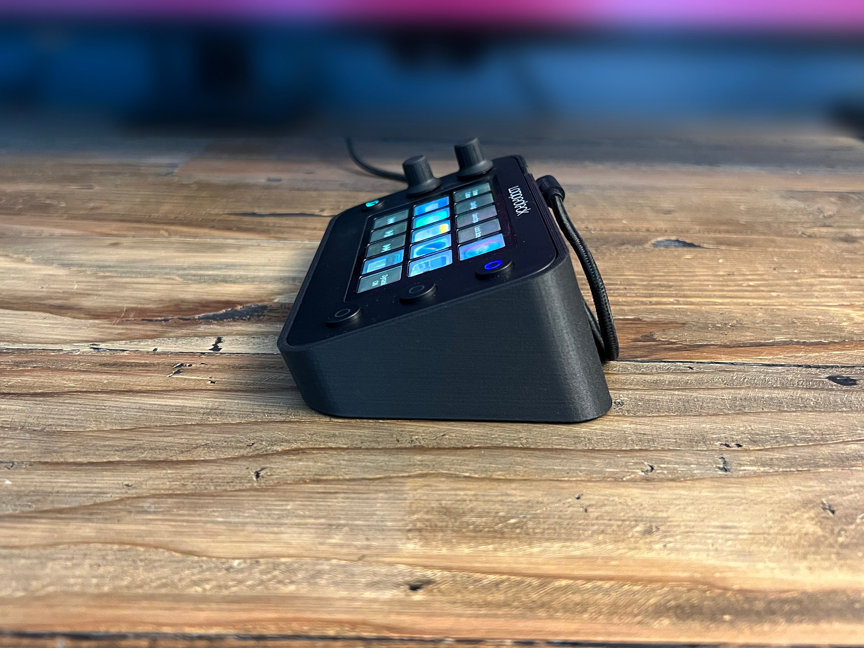 Loupedeck Live S スタンド - 2つの角度が利用可能 - Etsy 日本