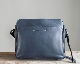Grains & Tan Full-grain Leather Large Multi-Compartment Handbag with Long Adjustable Shoulder Strap