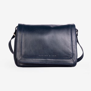 G&T Full-grain Leather Classic Flap over Handbag, Shoulder Bag, Ladies Handbag, Ladies Bag, Bag Purse with Long Adjustable Strap