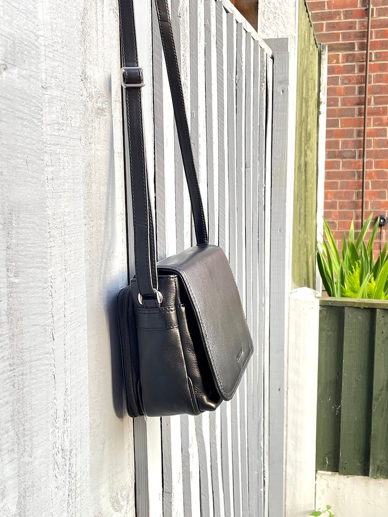 Volnerf leren handtas met klep: verstelbare schoudertas afbeelding 2