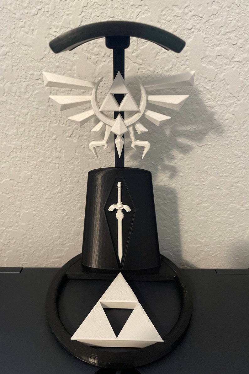 Hyrule Themed Headphone Stand with Crest of Hyrule, Master Sword, and Triforce Design image 4