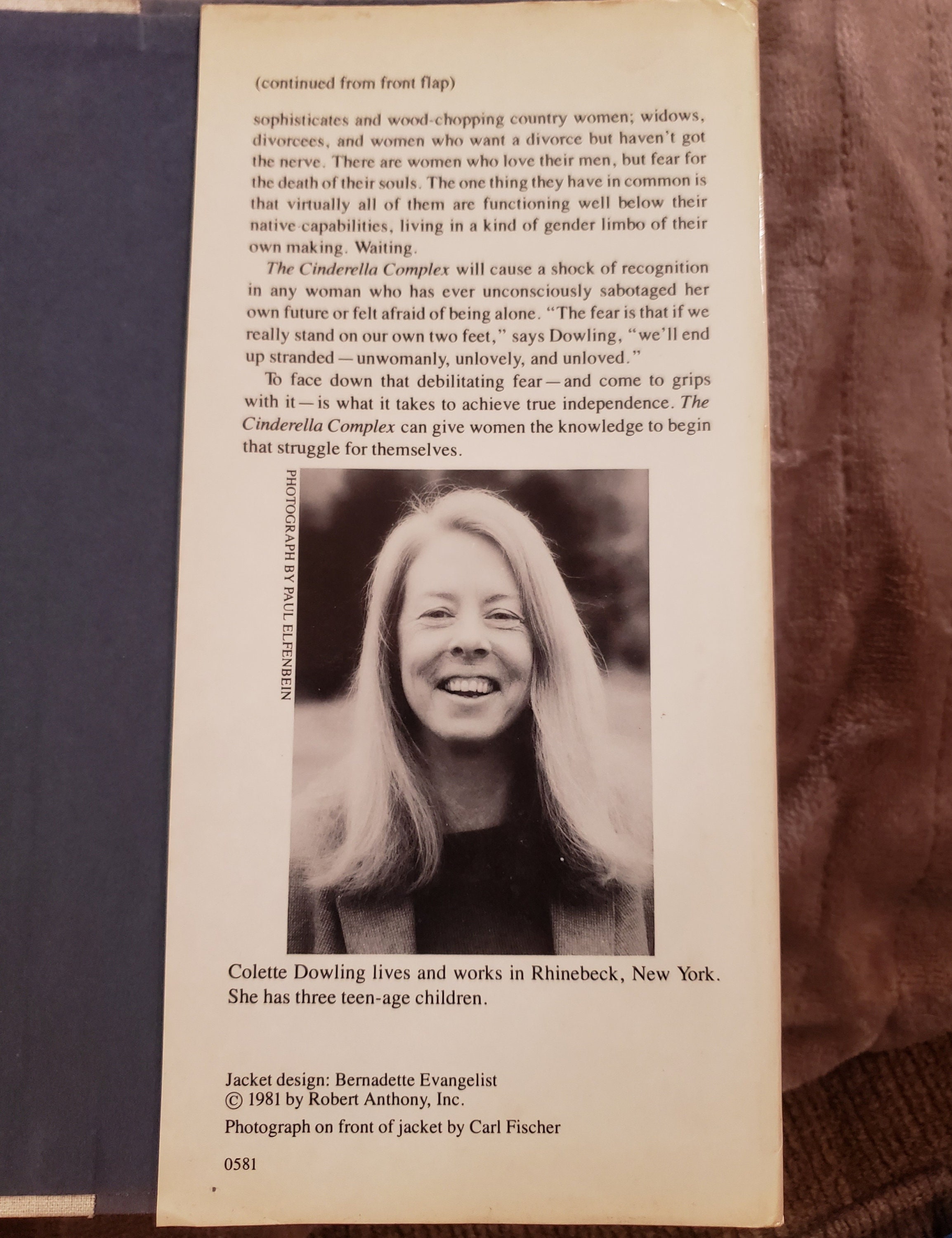The Cinderella Complex by Colette Dowling Womens Hidden Fear