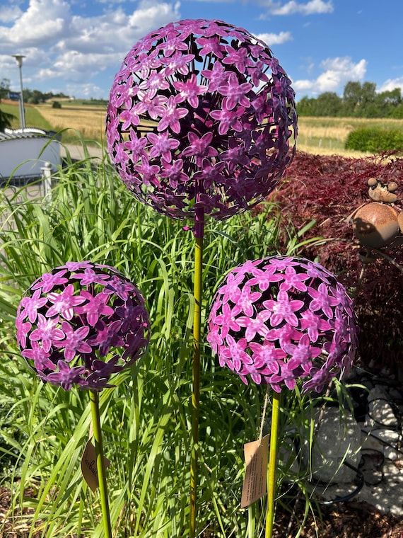 Pflanzstecker Allium lila, 3 verschiedene Größen, Beetstecker, Blumenstecker, Gartendekoration aus Metall