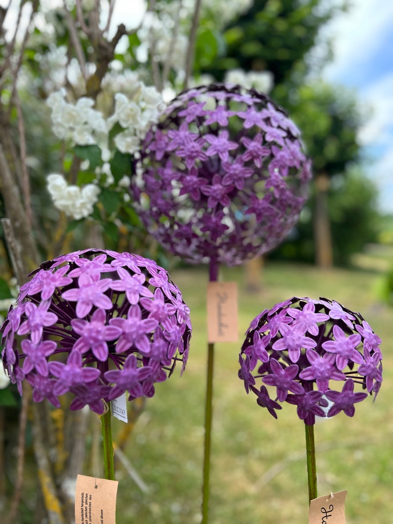 Pflanzstecker Allium lila, 3 verschiedene Größen, Beetstecker, Blumenstecker, Gartendekoration aus Metall Bild 1