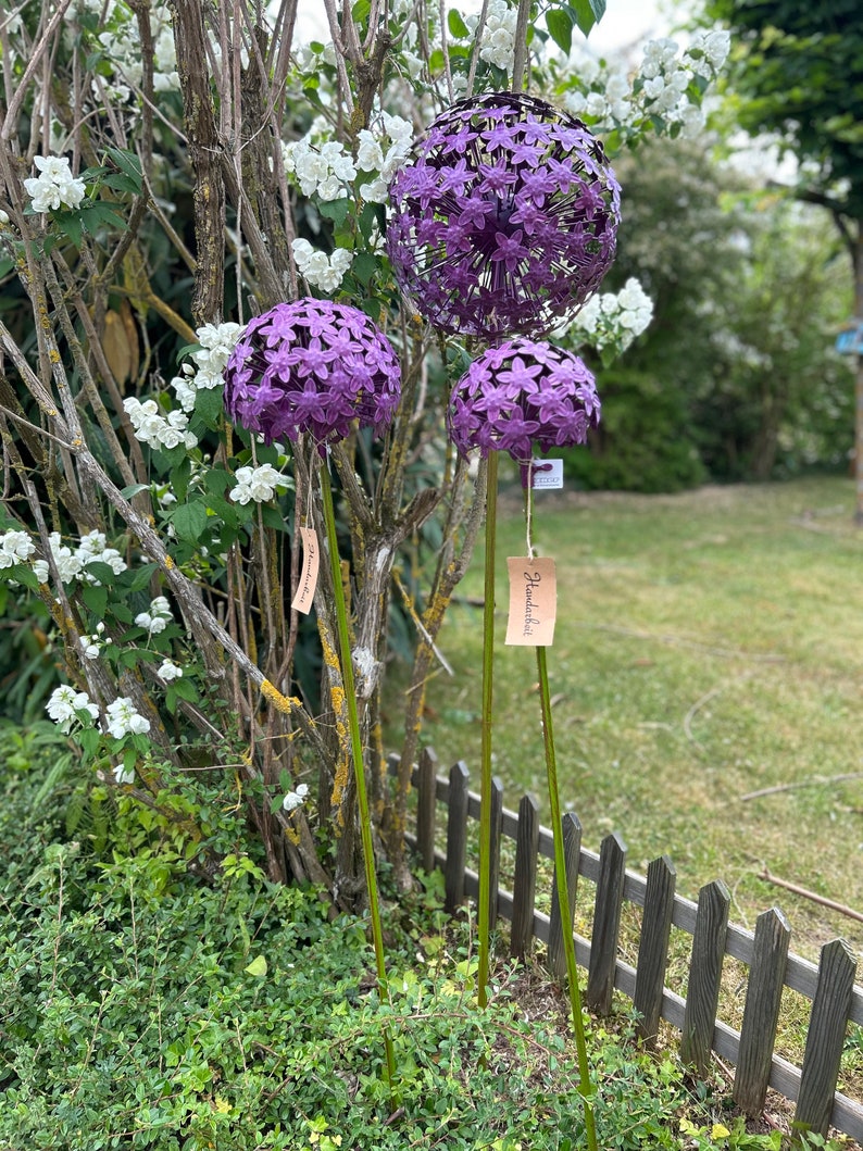 Pflanzstecker Allium lila, 3 verschiedene Größen, Beetstecker, Blumenstecker, Gartendekoration aus Metall Bild 6