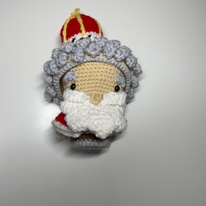 Gehaakte King Amigurumi Stijl
