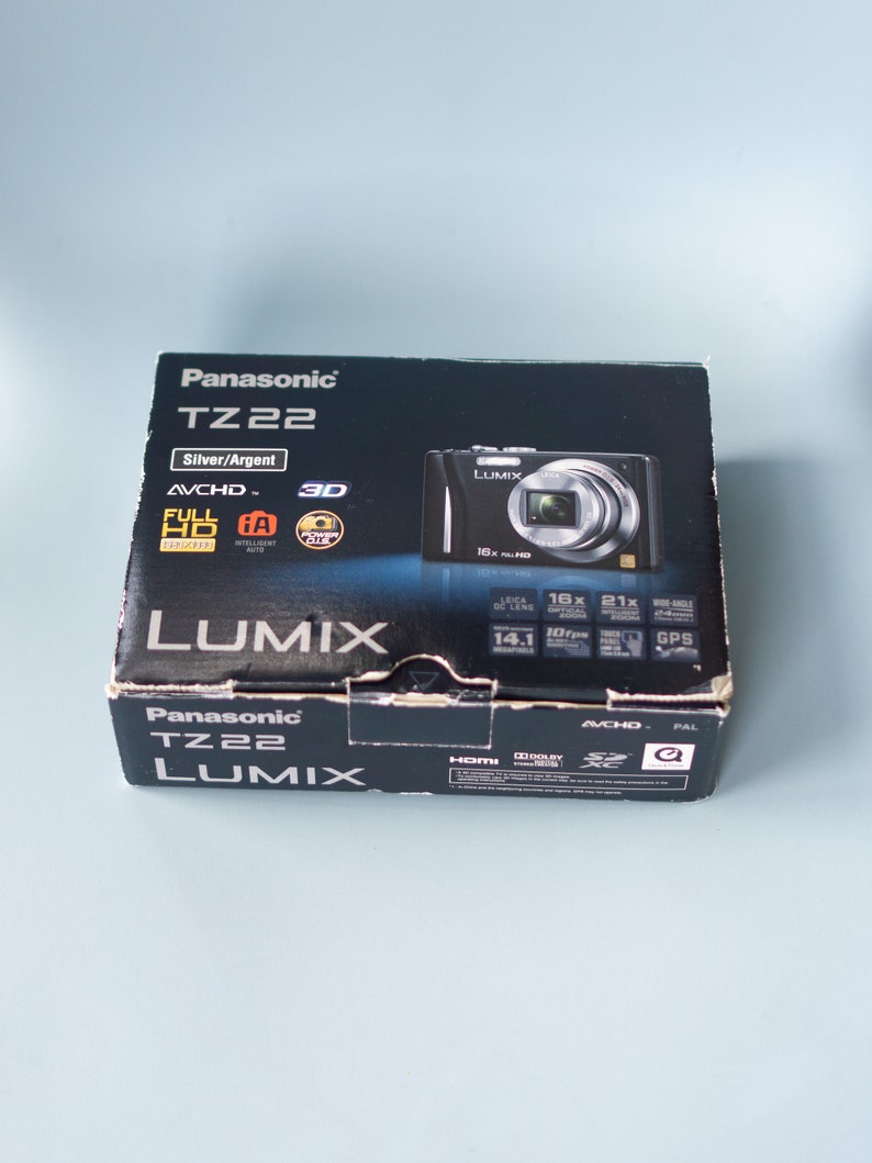 Panasonic Lumix DMC TZ22 digicam great condition in original packaging silver image 10