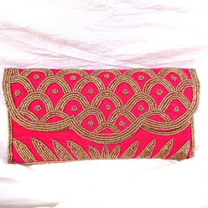 Bolso de mano rosa con cuentas hecho a mano, bolso de mano de terciopelo con cuentas doradas, bolso rosa, bolso de mano de noche para novias, bolso de mano bohemio con secuencia, bolso de mano bordado