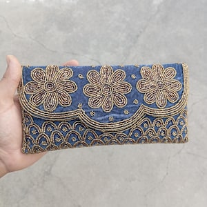 Bolso de mano con cuentas, bolso de fiesta de terciopelo azul grisáceo con correa de hombro trenzada con cuentas, bolso artesanal indio, regalo para ella, regalo para esposa