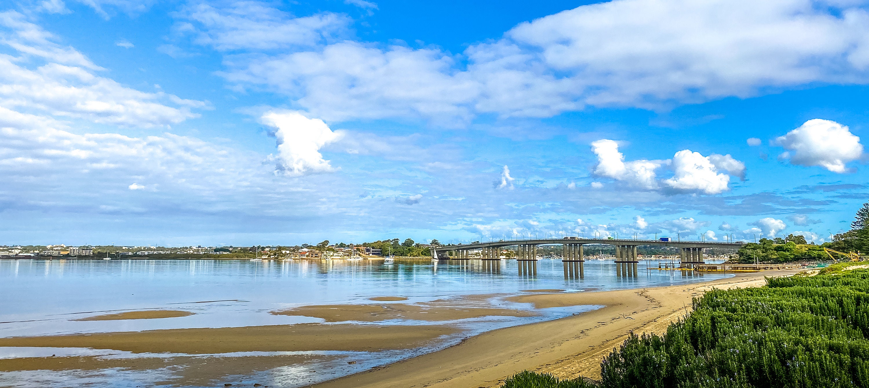 Cook Bridge Captain Cook Bridge From Sans Souci View, Pristine Clear Georges River ...