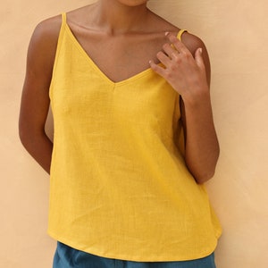 Spaghetti strap top LEURA, Linen tank top, Linen sleeveless top with a V neck, Loose linen tank top, Blouse with straps, Handmade top