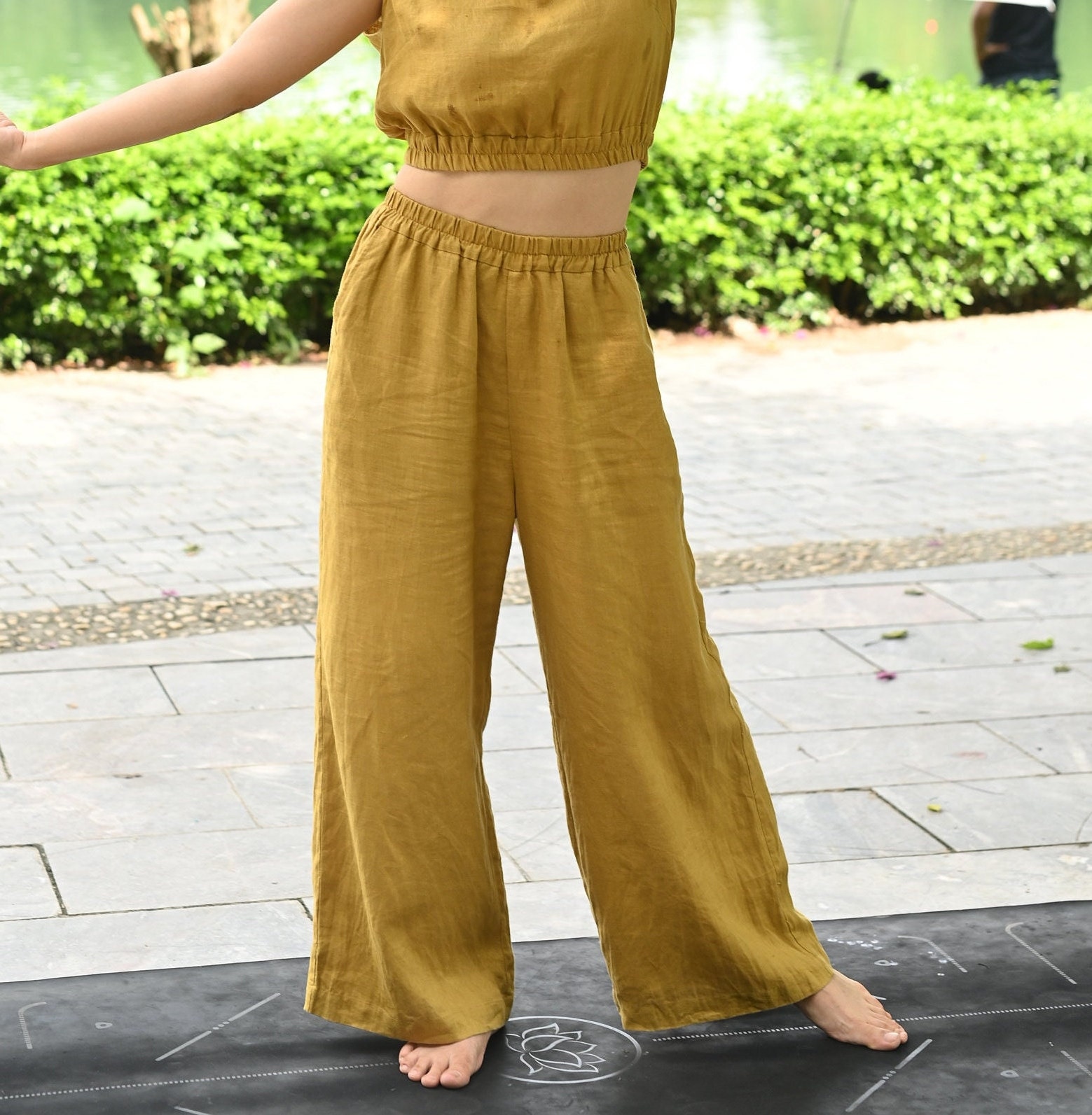 パンツ P.A.R.O.S.H. Linen blend pants Yellow P.a.r.o.s.h . Linen Blend Pants In Yellow | ModeSens