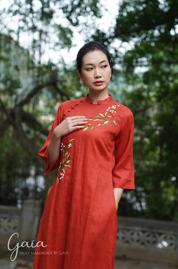 Ao dai women linen with handmade embroidery, Vietnamese Ao dai linen, Vietnamese lunar New year dress 2024, Ao dai wedding ELA-W21
