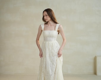 CÉLESTE | Lace Wedding Dress | Square Neck | Wide Strap | A-Line Bridal Gown