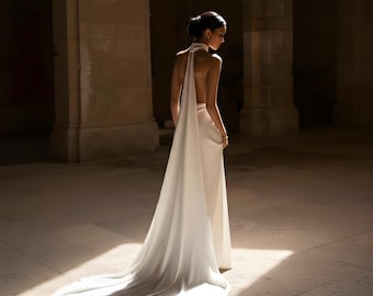 SIRAEL | Seidenhochzeitskleid | Offener Rücken | Abnehmbare Schleppe | Minimalistisches Brautkleid
