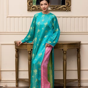Long sleeve ao dai, Silk ao dai for women, Ao dai with pants, Traditional Vietnamese dress, Loose ao dai, Handmade ao dai, Green ao dai AS69