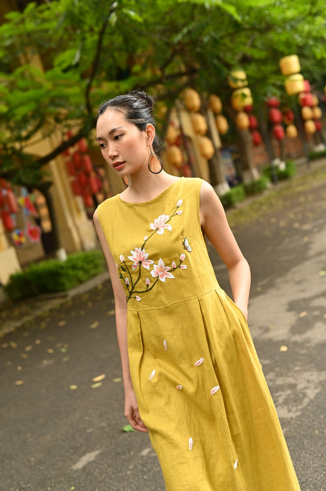 Sleeveless Linen Ao Dai, Vietnamese Modern Ao Dai, Handmade Embroidered ...
