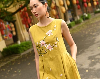 Sleeveless linen ao dai, Vietnamese modern ao dai, Handmade embroidered ao dai linen, New year springluc linen ao dai, Ao dai with pants