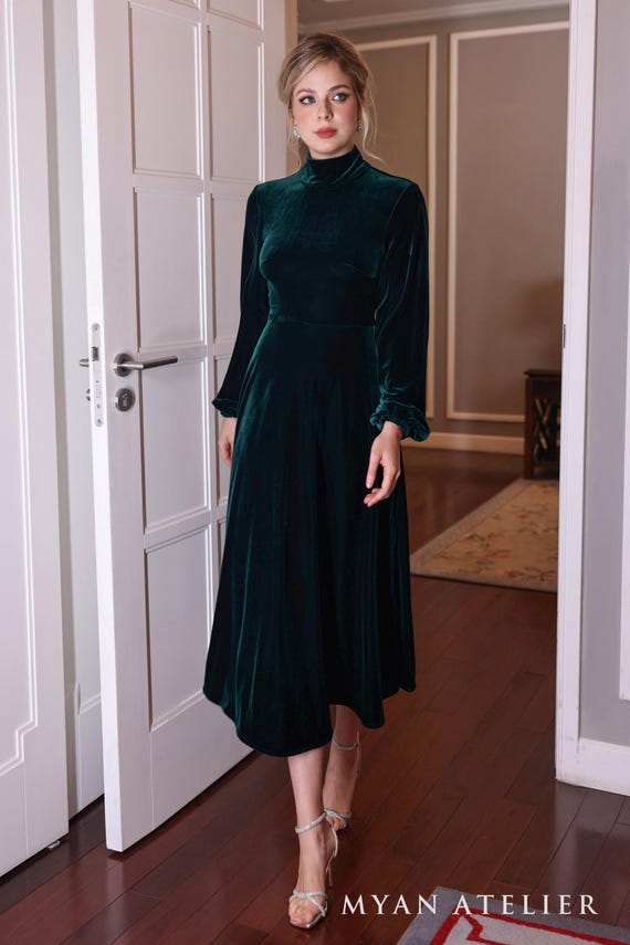 green velvet high neck dress Berylove Women Dark Green Halter Formal Dress Velvet Mermaid Maxi Holiday Dress, Dark Green / US18W