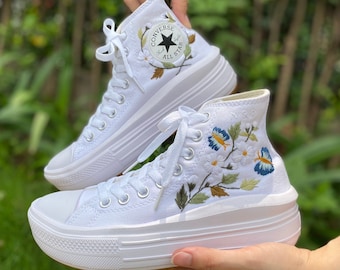 Personalized bridal shoes CALISTA, Floral embroidered Converse, Unique wedding sneakers, Boho wedding shoes, Flat wedding shoes bride