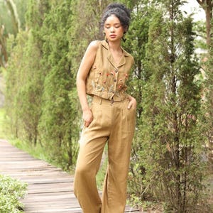 Hand Embroidered Sleeveless Linen Vest DALE, Wedding Guest Outfit, Custom fit