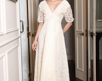 chinese dress ladies Alexa / Mini off white lace dress with spaghetti straps