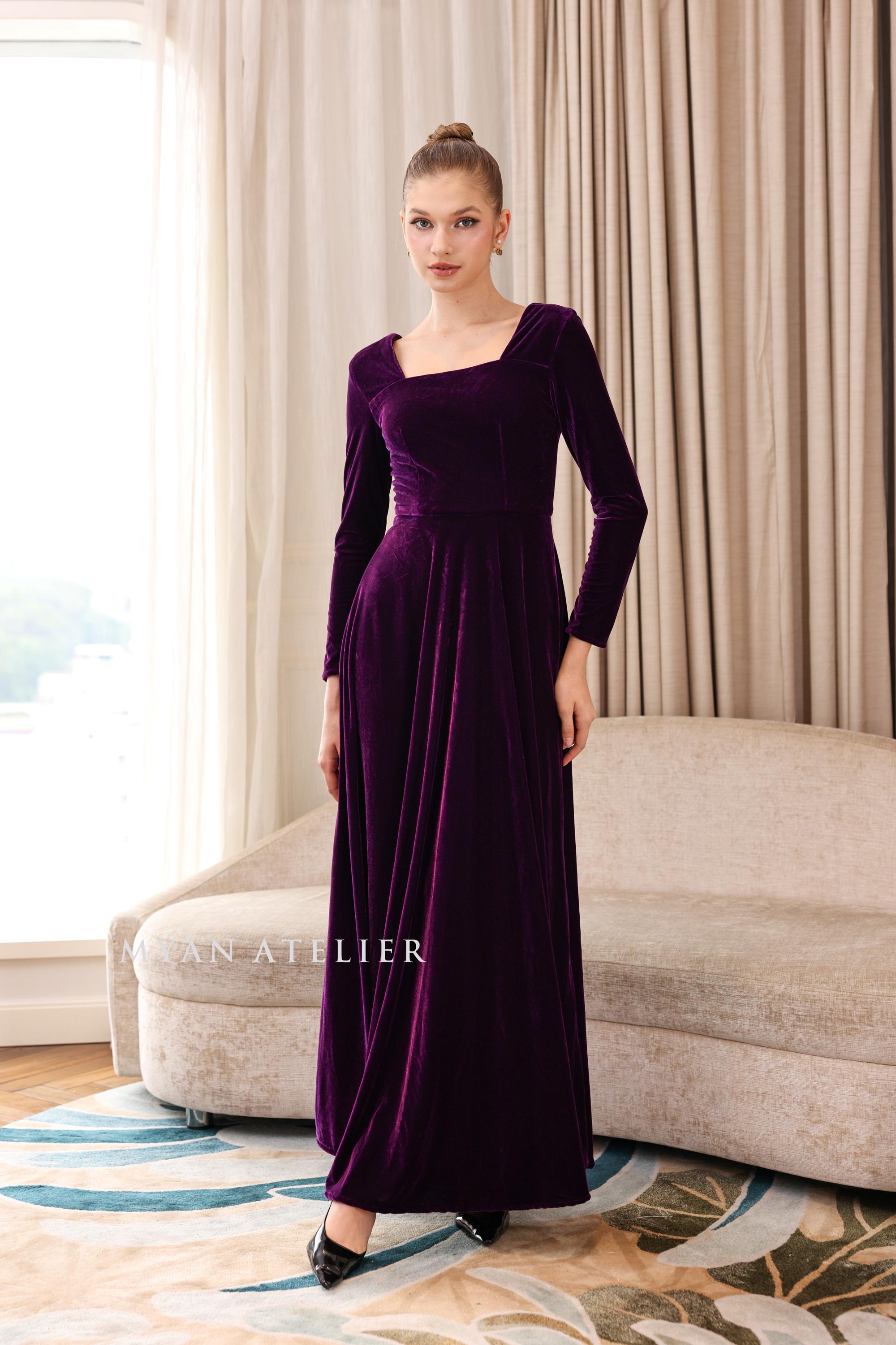 chinese dress ladies 40s Purple Velvet Puff Sleeve Gown | M main image 0