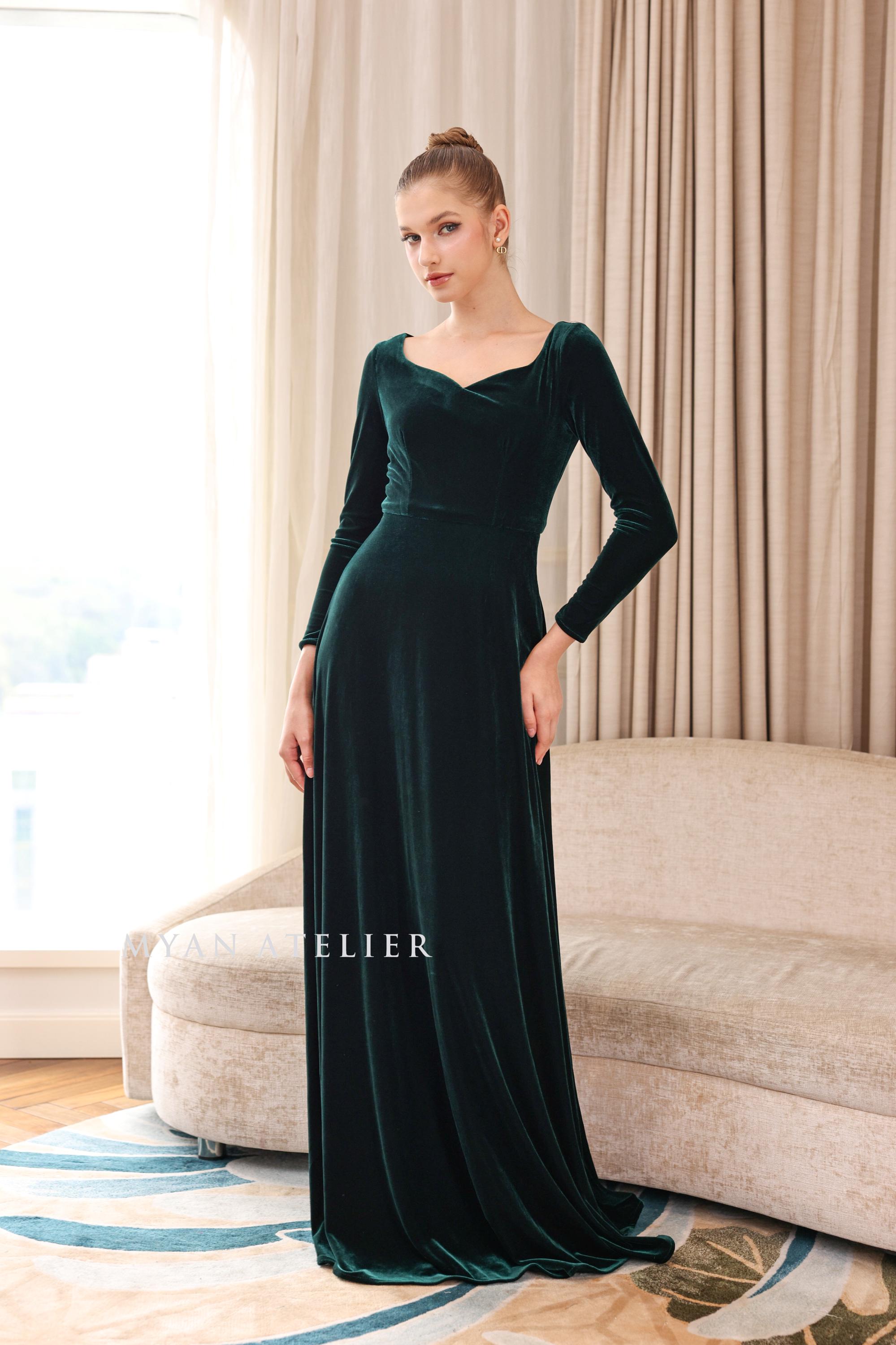 Long sleeve velvet evening dress MONROE, Sweetheart neckline velvet gown, Bridesmaid velvet dress, velvet dresses for women, Custom dress Long sleeve velvet evening dress MONROE, Sweetheart neckline velvet gown, Bridesmaid velvet dress, velvet dresses for women, Custom dress