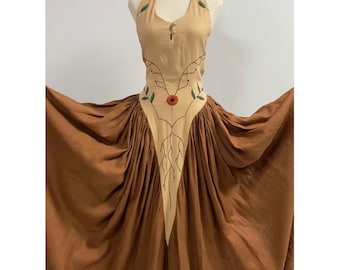 Vestido de lino de corte A con cuello halter bordado a mano, modelo MUSE, ideal para invitadas de boda. Ajuste a medida.