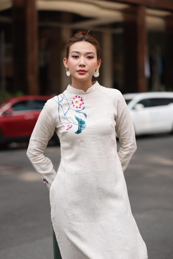 Hand-Embroidered Lotus AO Dai, Embroidered Flowers AO Dai Modern, Vietnamese AO Dai Tunic Dress, Lotus Embroidery, Lotus Flower ELA-W41 Hand-Embroidered Lotus AO Dai, Embroidered Flowers AO Dai Modern, Vietnamese AO Dai Tunic Dress, Lotus Embroidery, Lotus Flower ELA-W41
