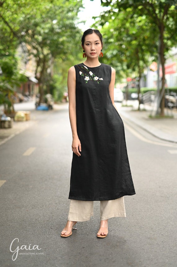 Sleeveless linen ao dai, Black Vietnamese dress, Handmade embroidery ao dai, ao dai women with pants, Vietnamese bridesmaid dress ELA-W26 Sleeveless linen ao dai, Black Vietnamese dress, Handmade embroidery ao dai, ao dai women with pants, Vietnamese bridesmaid dress ELA-W26