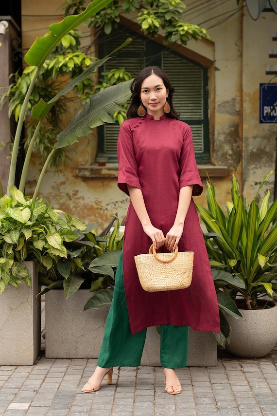 modern ao dai dress Modern Printed Silk Ao Dai: Vietnamese Dress with Pants