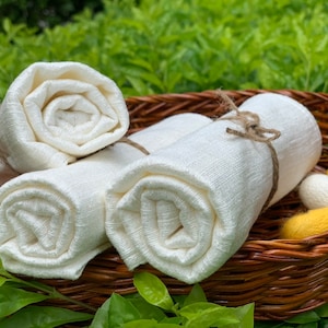 3-Pack Organic Washcloth 100% Raw Mulberry Silk, Natural, No Dyeing, Free-Chemical, Soft Face Towel , Fast Drying, Extra Absorbent, Handmade